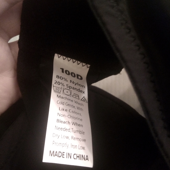 New Bras shein black 100 D - Picture 3 of 3